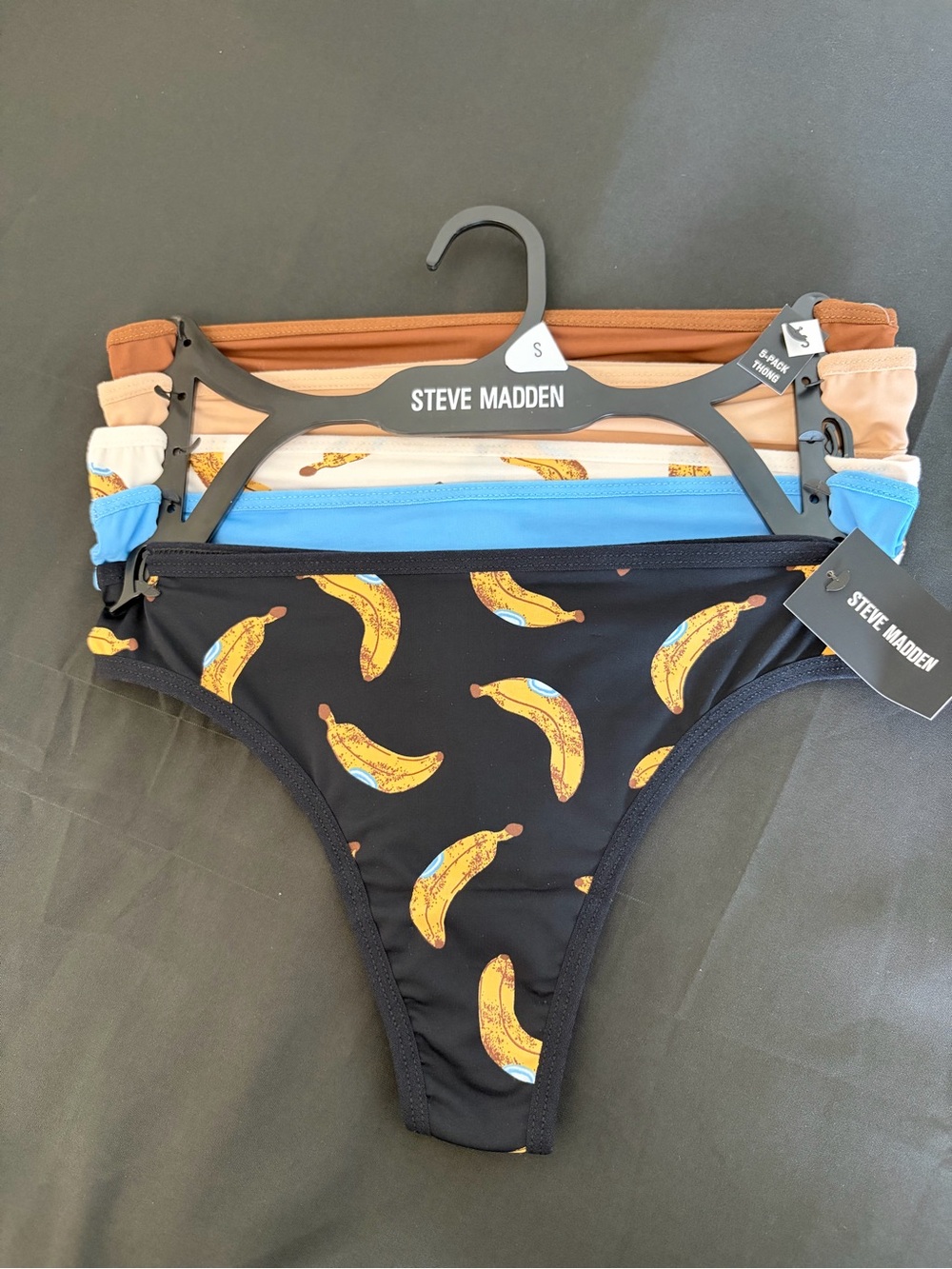 Steve Madden Women’s Thong Panties 5-Pack Multicolor Fun Print, Small SM56883